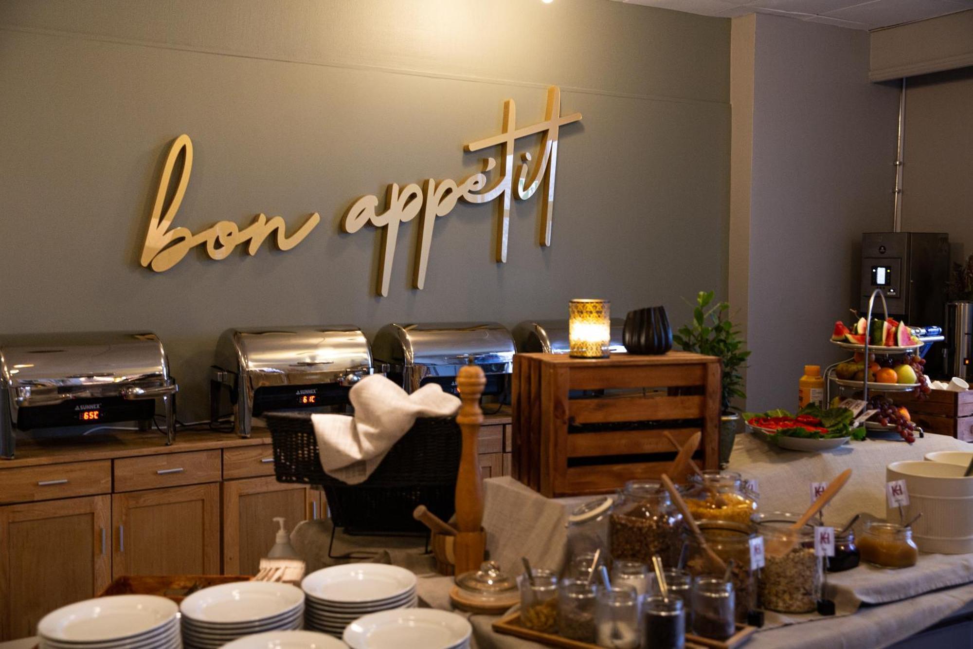 Karlskoga Hotell & Konferens Zewnętrze zdjęcie